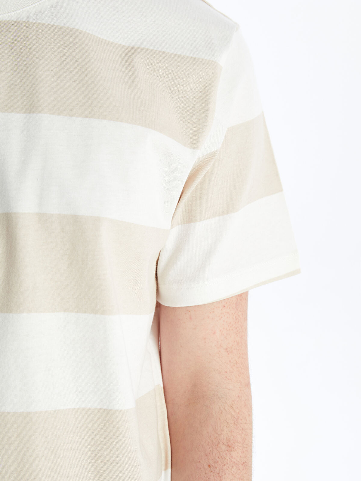 تی شرت مردانه 30402 کد 2 مارک LC WAIKIKI