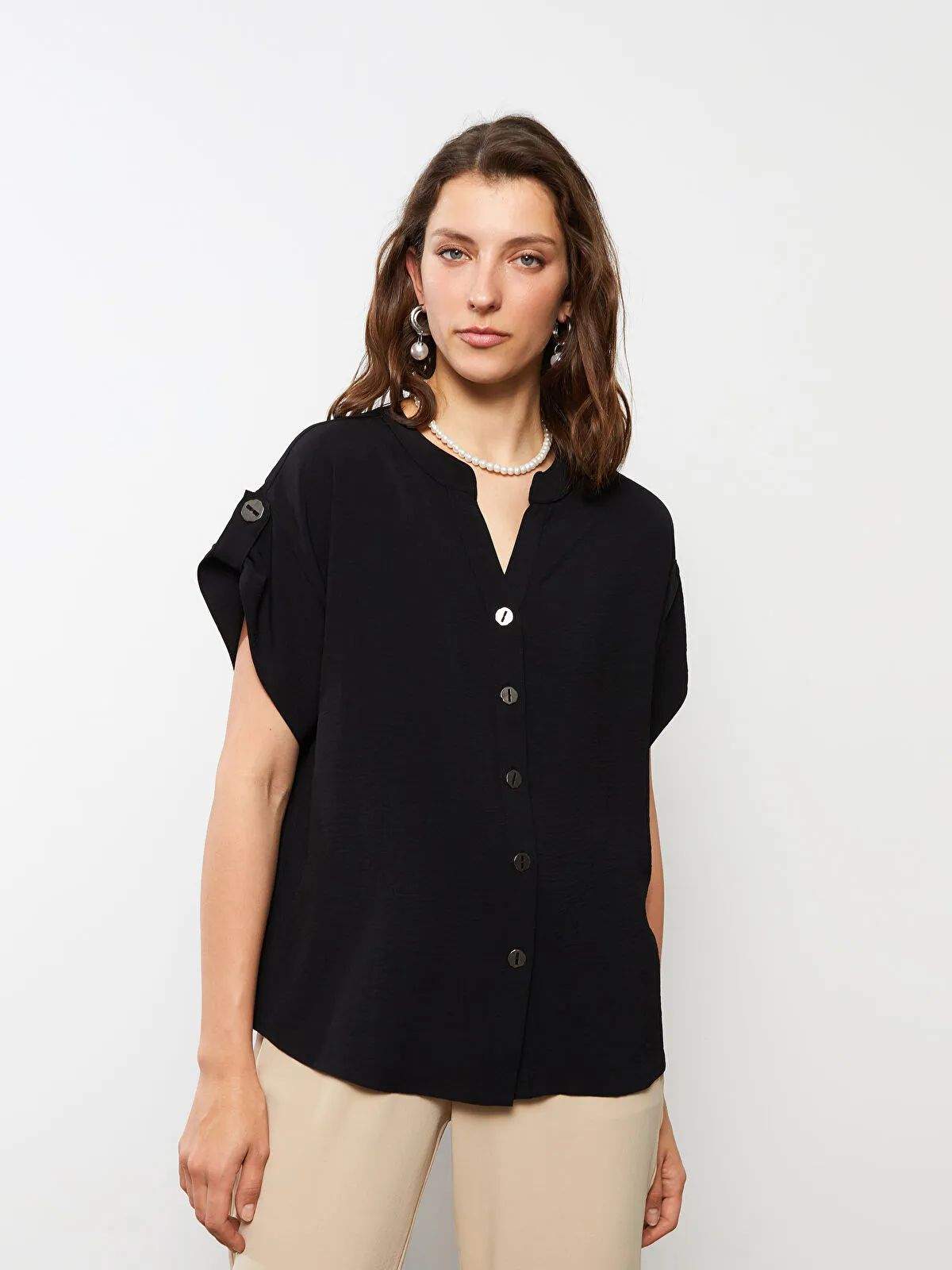 شومیز زنانه 30783 سایز 36 تا 48 مارک LC WAIKIKI