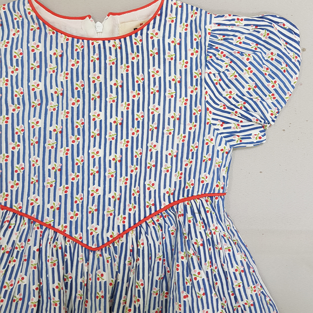 سارافون دخترانه 31503 سایز 4 تا 6 سال کد 7 مارک Mini Boden