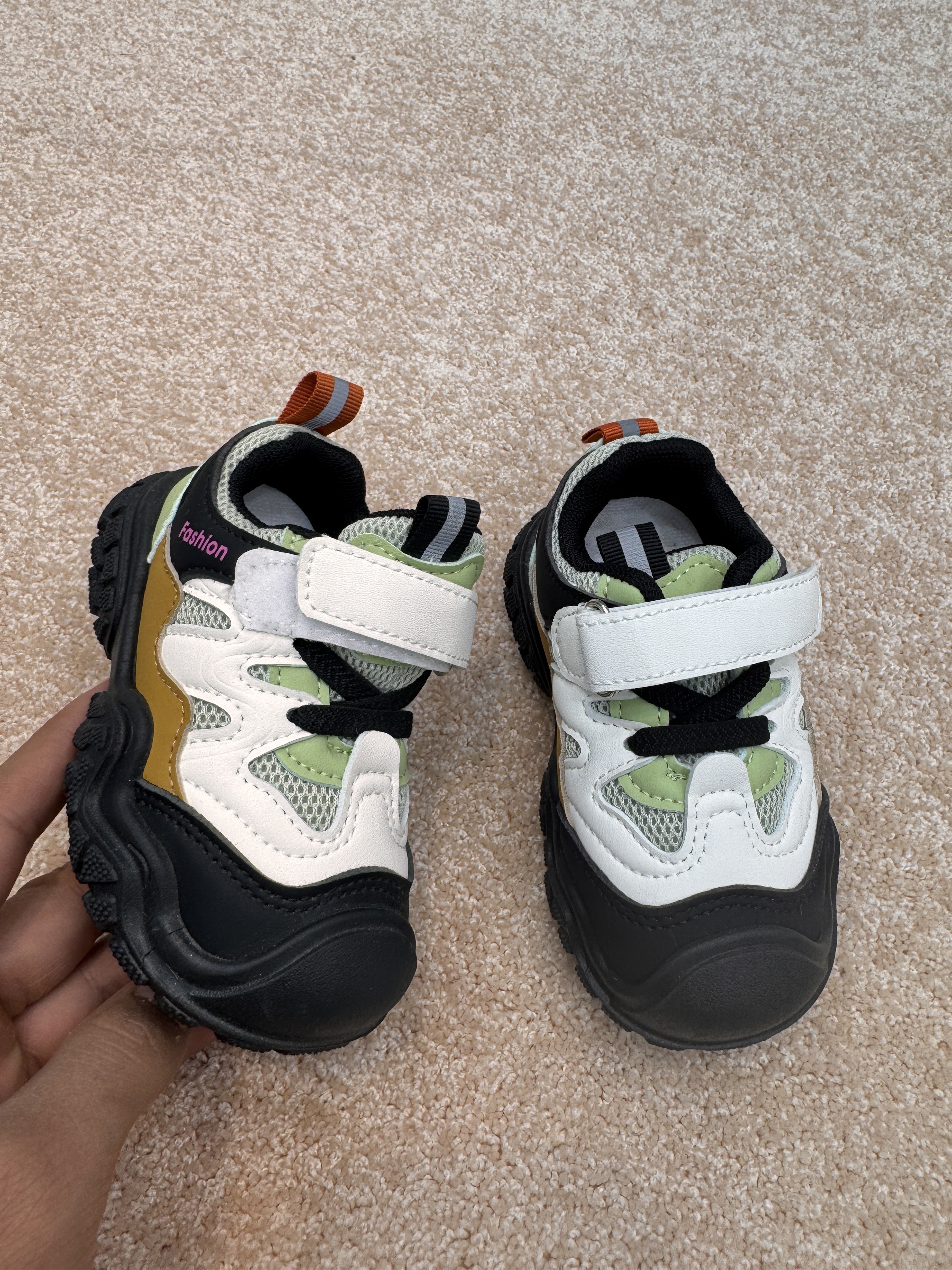 کفش اسپورت مارک K shoes سایز 21 تا 32 کد 2121