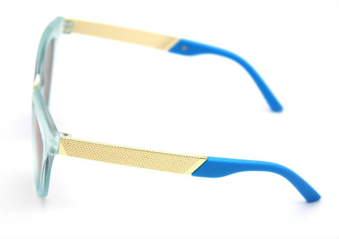 عینک افتابی بچه گانه ایتم 5 کد 14614 (VAL)