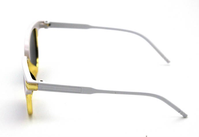 عینک افتابی بچه گانه ایتم 5 کد 14612 (VAL)