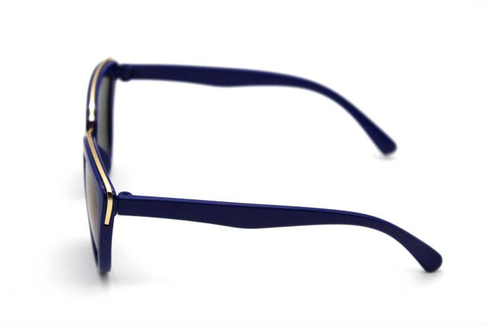 عینک افتابی بچه گانه ایتم 2 کد 14610 (VAL)