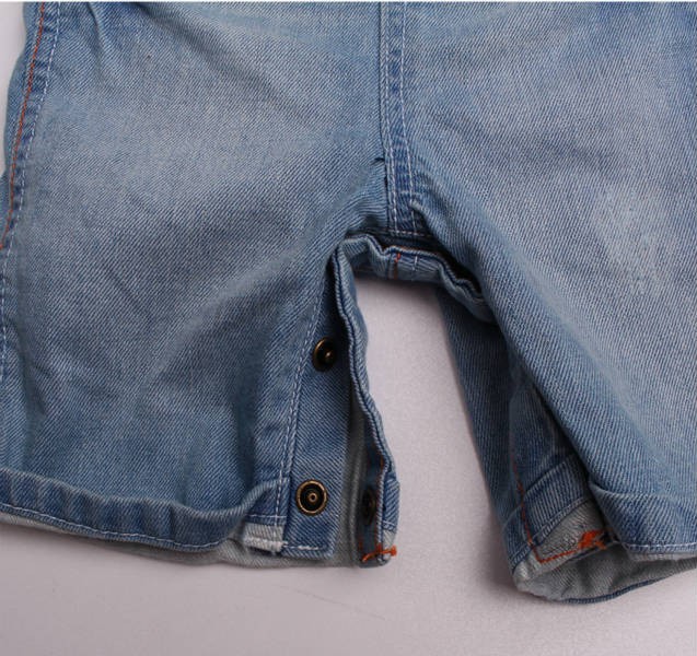 پیشبندار جینز 110725 سایز 3 ماه تا 2 سال مارک MOTHER CARE