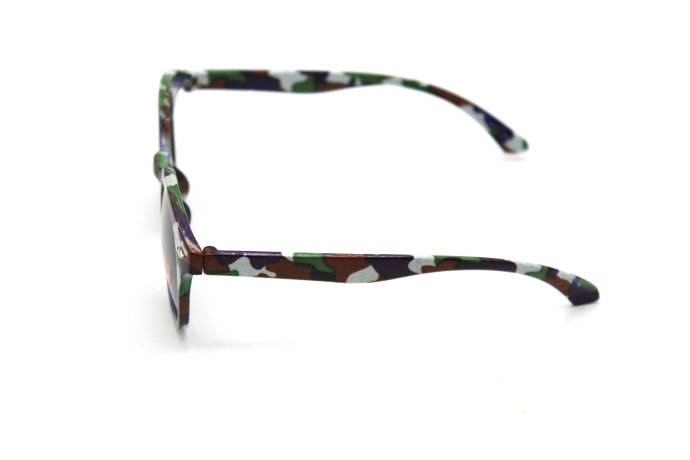 عینک افتابی بچه گانه کد 14601 (VAL)