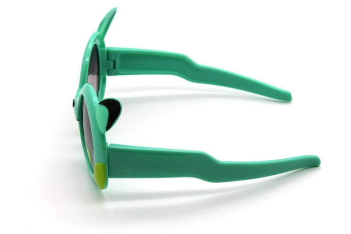 عینک افتابی بچه گانه کد 14521 (VAL)