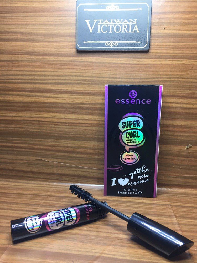 ریمل ضدآب بلند کننده 403552 مارک essence