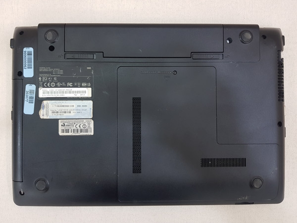 لپ تاپ استوک samsung np300e5a کد 17948