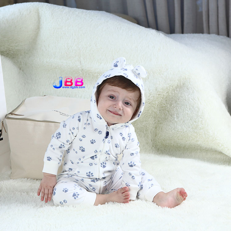 سرهمی کلاه دار 26115 سایز 12 تا 24 ماه کد 16 مارک Carters