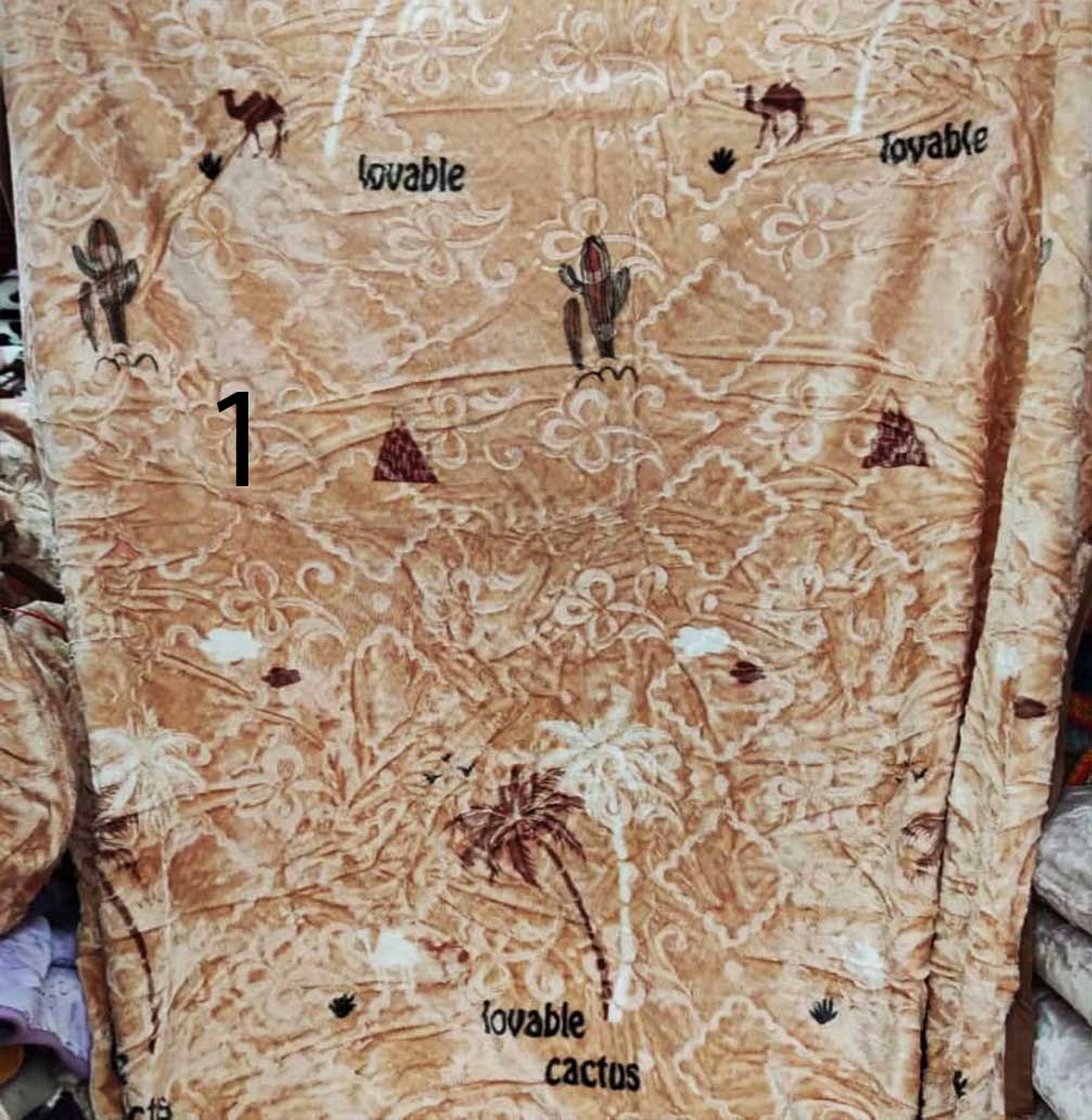 پتو مسافرتی و روتختی گل برجسته مارک 333 کد 901337