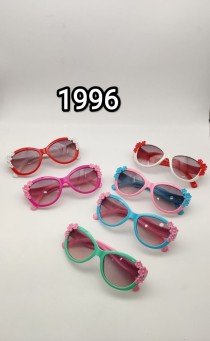 عینک آفتابی بچگانه یو وی ۴۰۰ کد 410473