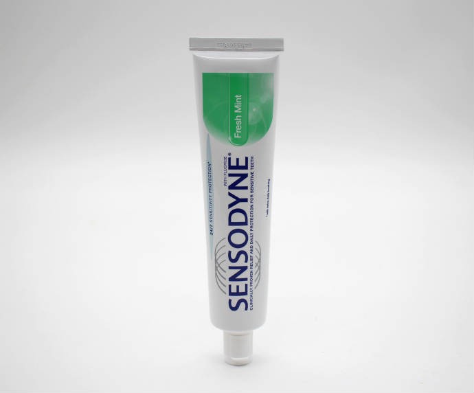 خمیردندان sensodyne کد 14277 (viva)