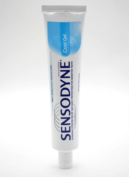 خمیردندان sensodyne کد 14277 (viva)