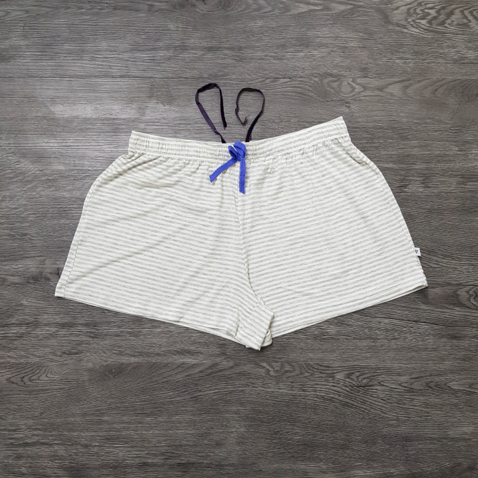 *شرت زنانه سایز XS   XL   XXL برند Generic کد 10057284