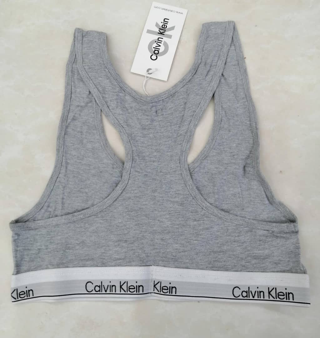 ست ورزشی دو تیکه زنانه برند CALVIN KLEIN کد3706