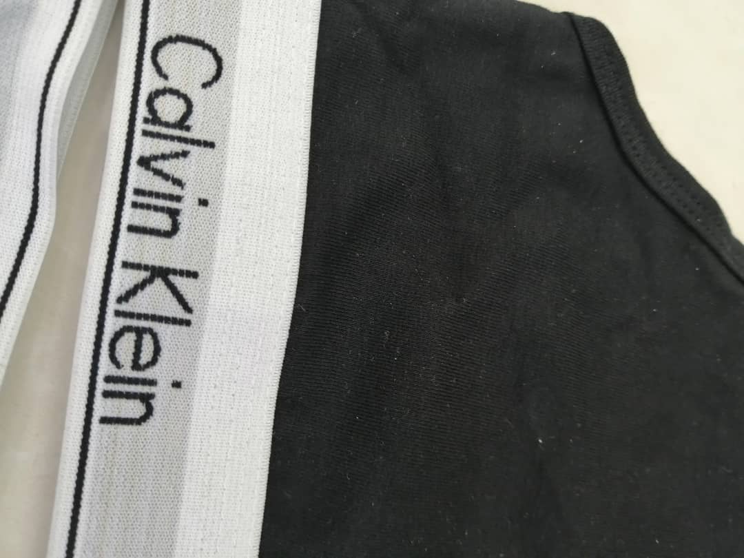 ست ورزشی دو تیکه زنانه برند CALVIN KLEIN کد3707