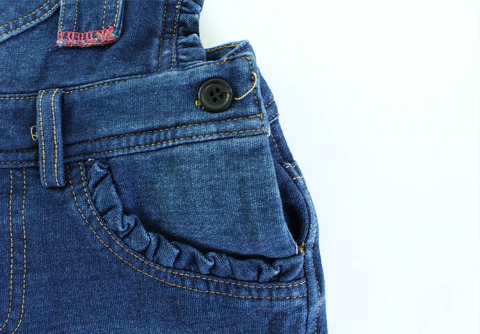 پیشبنددار جینز دخترانه 100183 سایز 4 تا 6 سال مارک OVS محصول بنگلادش
