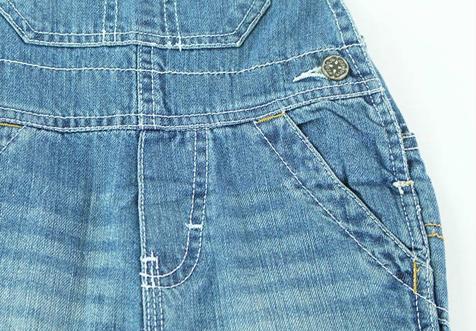 پیشبنددار جینز پسرانه 100345 سایز 2 تا 5 سال مارک OSHKOSH محصول بنگلادش