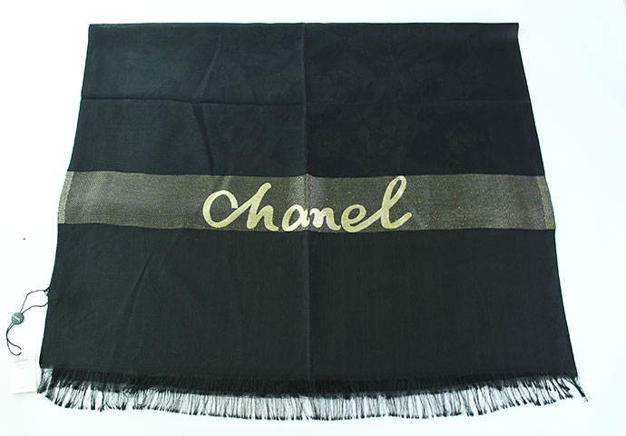 شال مارک دار زنانه 100441 طرح CHANEL