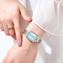 ساعت مچی زنانه برند CURREN 9102 کد 2368
