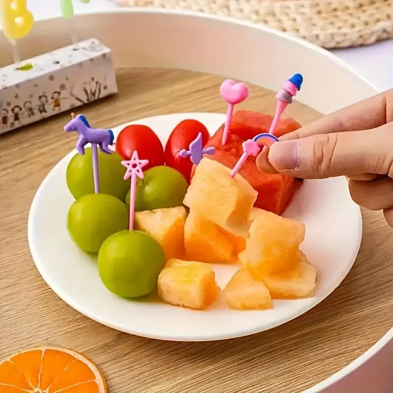 چنگال‌های پلاستیکی دسر با تم حیوانات و فانتزی کد 3073