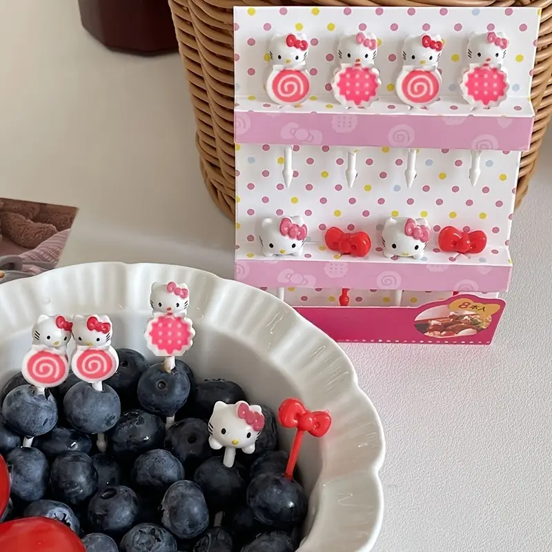 مجموعه 8 عددی چنگال‌های میوه‌ای کیتی برند سانریو (SANRIO) کد 3122 (25-4.87-14)