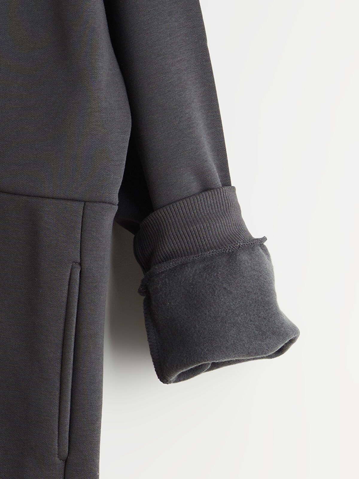 ست هودی و شلوار پسرانه 29865 سایز 7 تا 13 سال مارک LC WAIKIKI