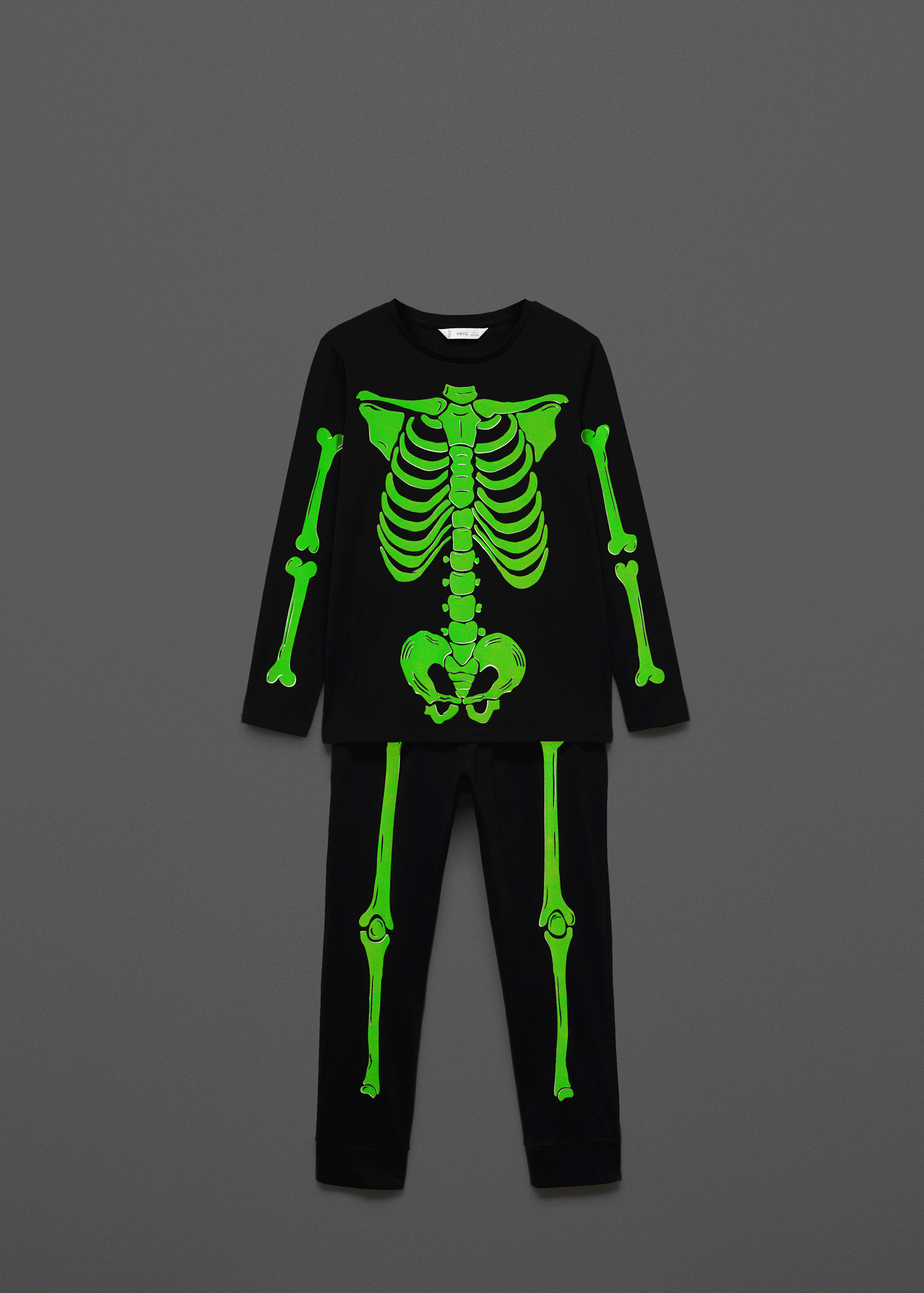 بلوز پسرانه 29346 سایز 2 تا 14 سال مارک MANGO