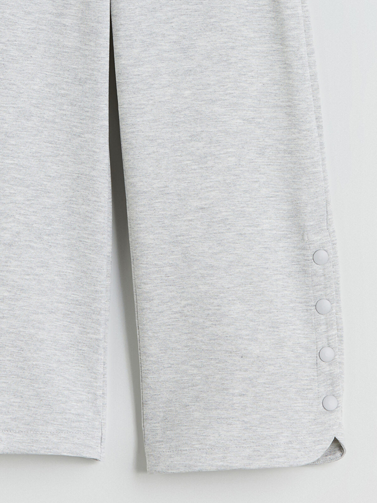 شلوار دخترانه 29795 سایز 8 تا 14 سال مارک LC WAIKIKI