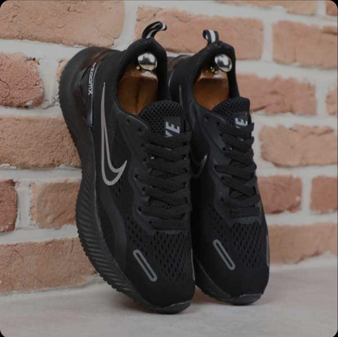 کتونی مردانه نایک ZOOMX مشکی تمام کد 1046