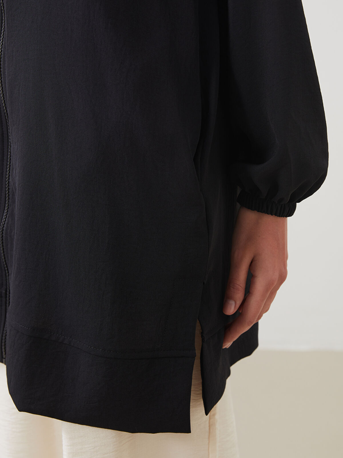 مانتو زیپ دار زنانه 29887 سایز 36 تا 48 مارک LC WAIKIKI