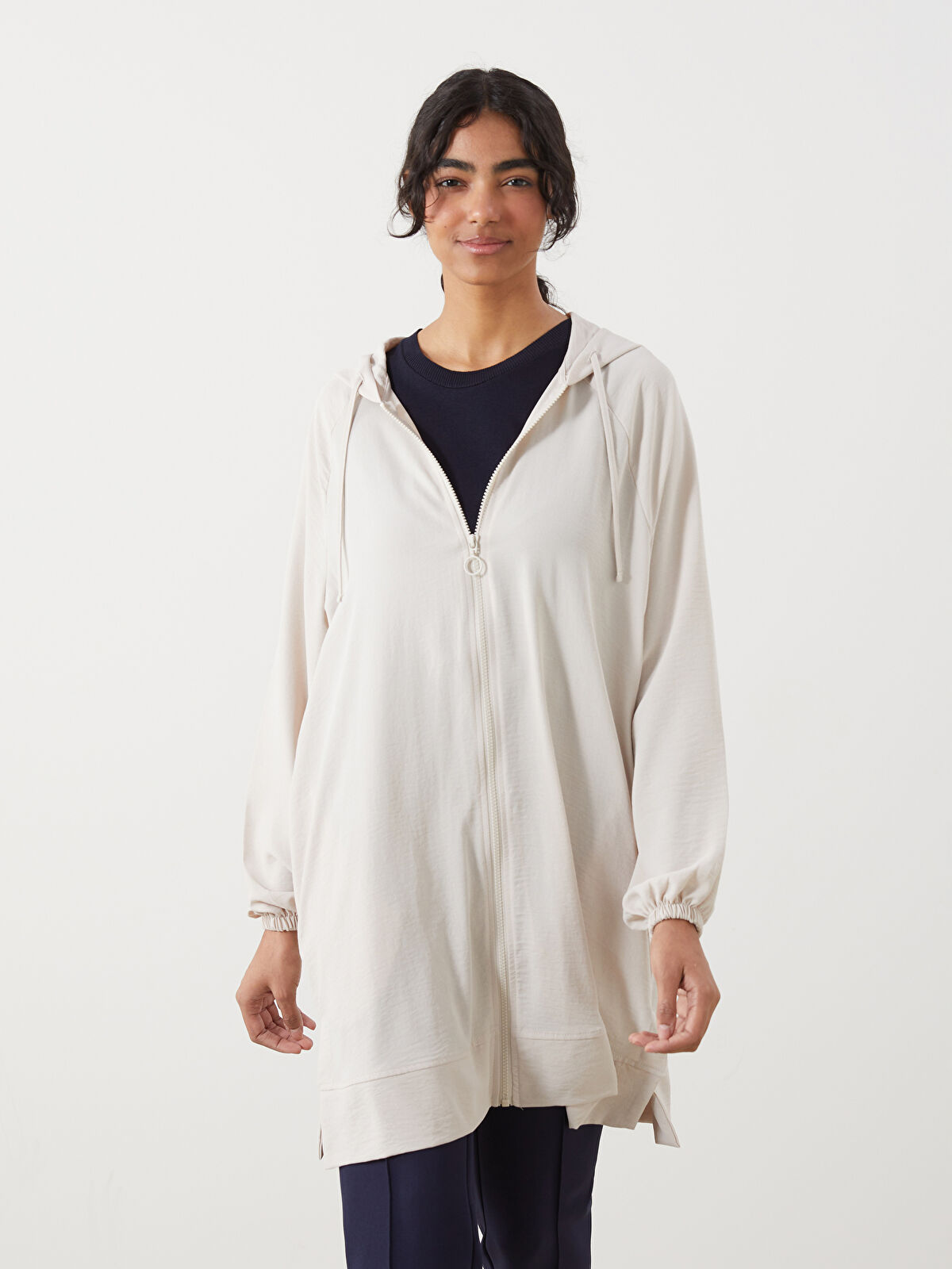 مانتو زیپ دار زنانه 29887 سایز 36 تا 48 مارک LC WAIKIKI