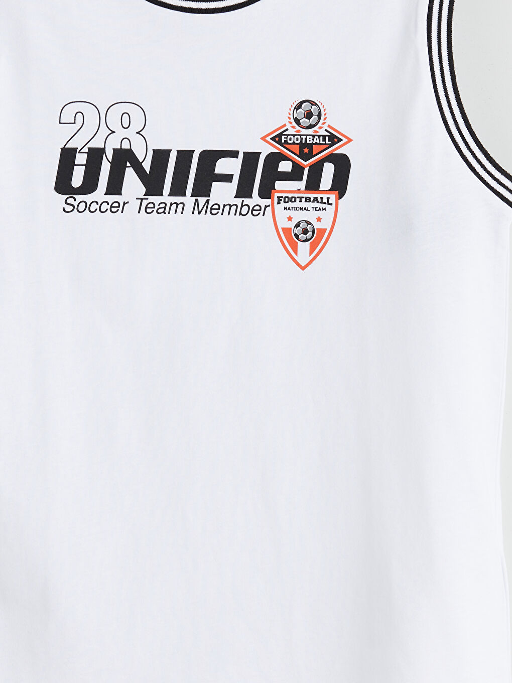 تاپ پسرانه 30511 سایز 6 تا 14 سال کد 2 مارک LC WAIKIKI